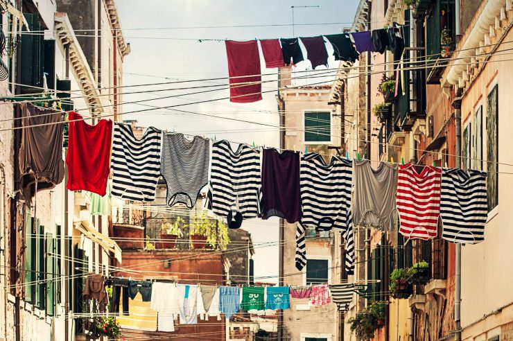 Some tips on hanging laundry out to dry